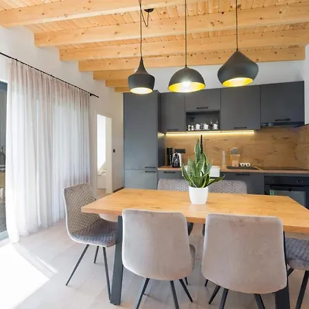 Hera By Qubovillas Villa Orbanici