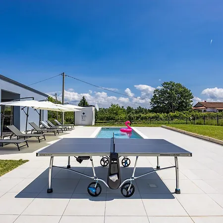 Hera With Private Pool In Istria Quiet Location And Modern Design * Orbanici