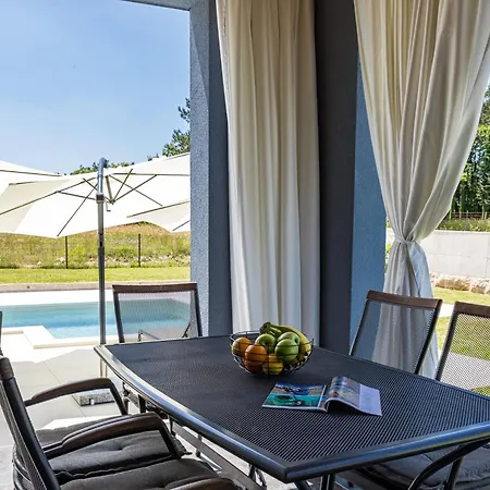 Hera With Private Pool In Istria Quiet Location And Modern Design *
